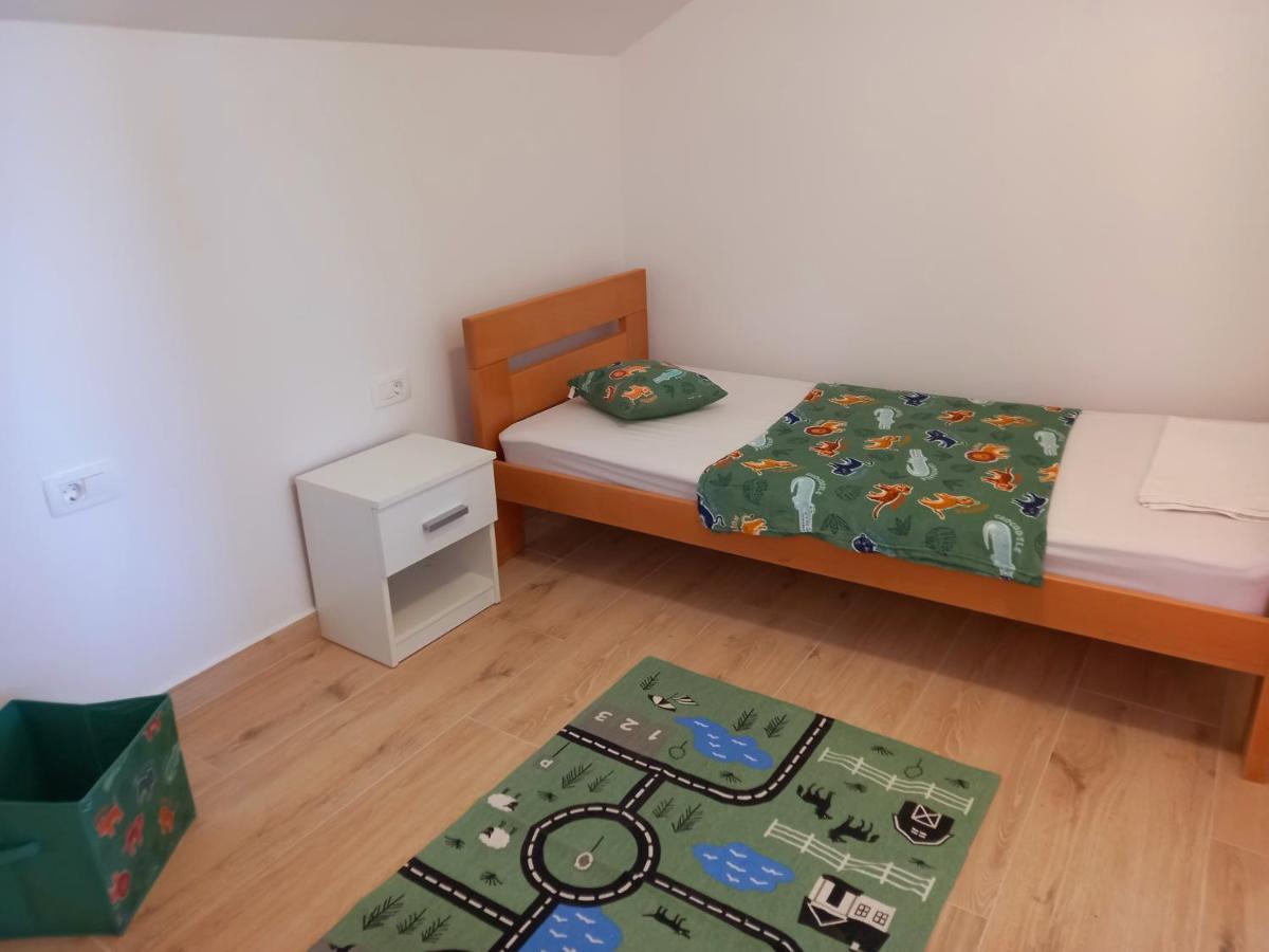 Apartman La Marija Prizba Exterior photo