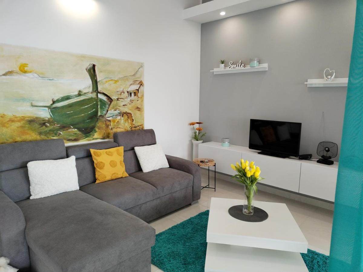 Apartman La Marija Prizba Exterior photo
